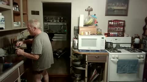Snapshot of thee_lone_boner chatting on October 9, 5:38 am Alpha online show from October 9, 5:38 am