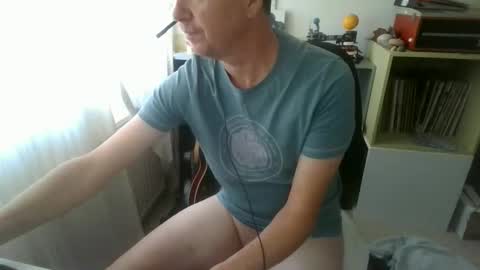 Snapshot of theericshow chatting on September 25, 9:13 am theericshow online show from September 25, 9:13 am