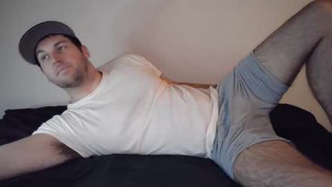 Theetwohander online show from February 27, 3:28 am