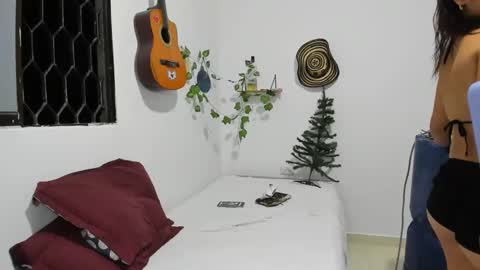 Ariamapola88 online show from December 3, 3:52 am