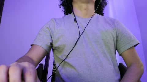 Seb online show from December 5, 7:49 pm