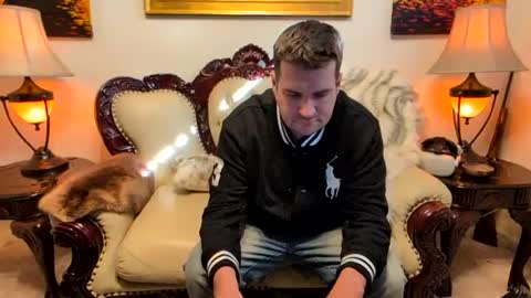 Snapshot of thegentlemanlive chatting on December 1, 7:14 pm The Gentleman online show from December 1, 7:14 pm