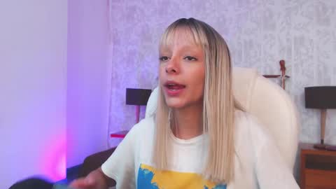 Peyton online show from December 5, 3:59 am