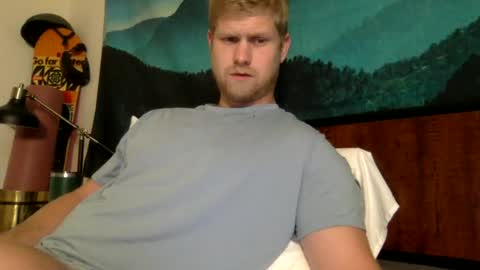 Snapshot of thehairyprince chatting on July 28, 1:43 pm Harry online show from July 28, 1:43 pm