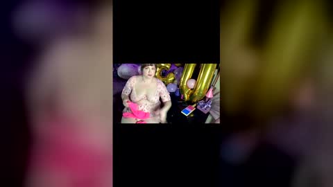 TheHappyLittleSlut online show from December 13, 11:43 pm