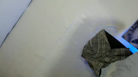 laisa online show from December 14, 10:25 pm