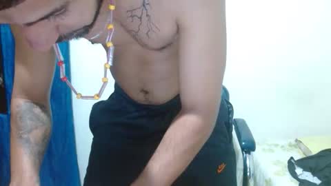 thehousedog online show from February 9, 11:31 pm