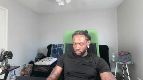 IXMCOUPLE444 online show from June 14, 12:41 am