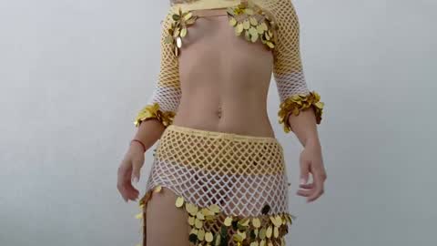 Snapshot of theislandgirl chatting on January 17, 6:00 pm Lily Marie online show from January 17, 6:00 pm