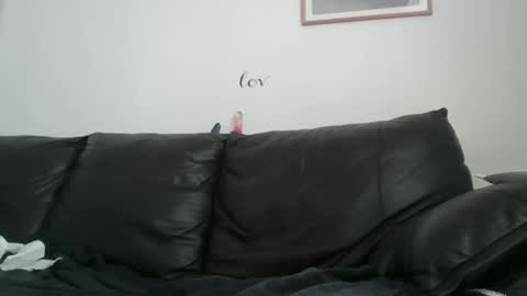 Snapshot of theitalianx95x chatting on March 30, 9:10 am theitalianx95x online show from March 30, 9:10 am