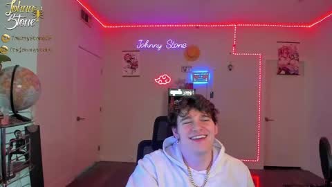 Snapshot of thejohnnystone chatting on March 4, 12:50 am Johnny Stone online show from March 4, 12:50 am