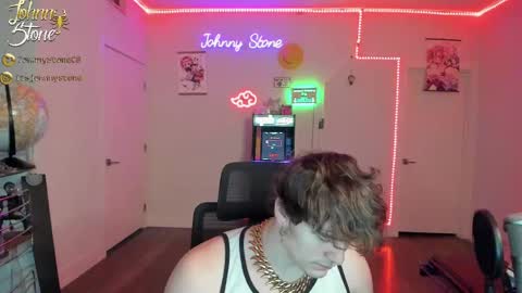 Snapshot of thejohnnystone chatting on March 6, 1:05 am Johnny Stone online show from March 6, 1:05 am