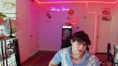 Snapshot of thejohnnystone chatting on March 10, 12:18 am Johnny Stone online show from March 10, 12:18 am