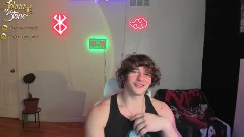 Snapshot of thejohnnystone chatting on January 10, 12:23 am Johnny Stone online show from January 10, 12:23 am