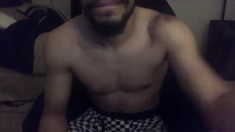 thekingdj_22 online show from August 3, 1:37 am