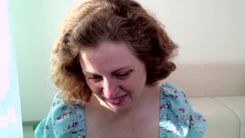 Ella online show from March 11, 6:53 am