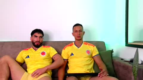 THELATINBOYFRIENDS online show from June 22, 2:13 am