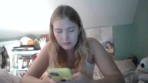 Little Bambii online show from November 10, 6:40 pm