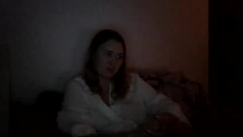 Snapshot of thelittlebambii chatting on March 16, 5:44 am Little Bambii online show from March 16, 5:44 am