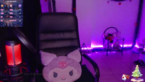 thelittlecherry_ online show from December 13, 3:27 am