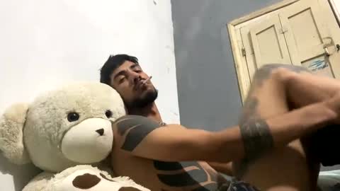 themarttinguyyy online show from December 10, 3:52 am