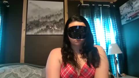 themasked_thickness69 online show from April 15, 4:36 pm