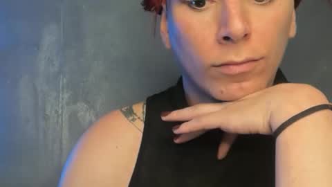 Lucy Lucy online show from February 8, 11:52 pm