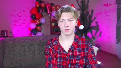 Sever online show from December 31, 8:12 pm