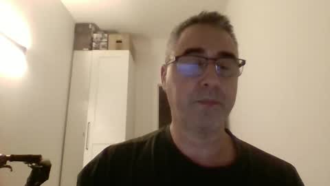 Snapshot of themohican chatting on May 22, 7:41 pm Themohican online show from May 22, 7:41 pm