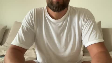 TheMonarchGoat online show from July 1, 4:18 pm