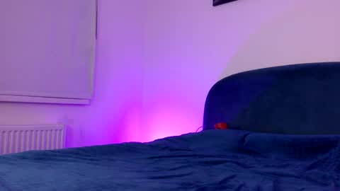 U can find Lori on Xyloria page online show from November 5, 12:43 am