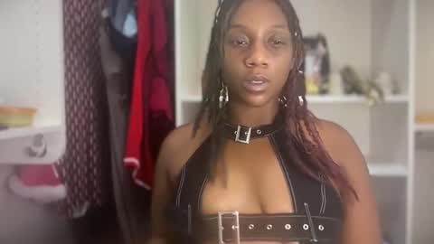 TheNaturalGoddess online show from May 22, 9:31 pm