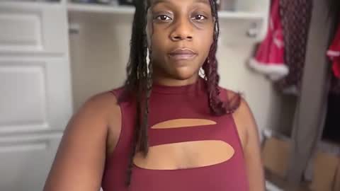 TheNaturalGoddess online show from May 23, 11:53 pm
