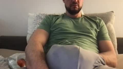 thenudeworldrover online show from March 28, 7:57 pm