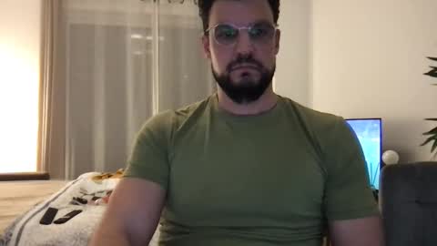 thenudeworldrover online show from April 10, 8:35 pm