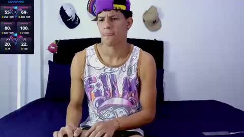 Theo online show from June 20, 6:44 pm