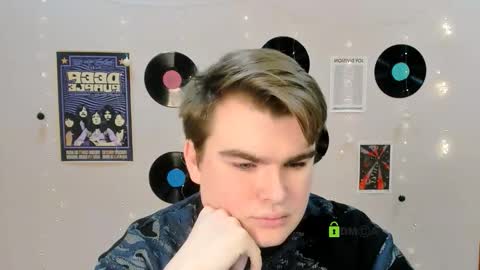 Snapshot of theo_drift chatting on January 7, 9:23 am theo_drift online show from January 7, 9:23 am