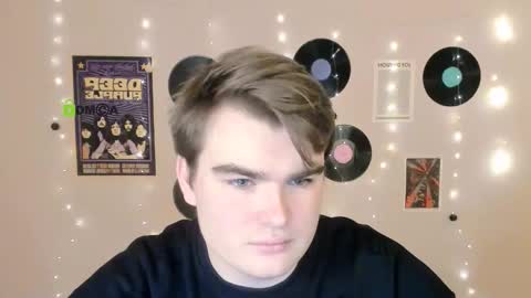 Snapshot of theo_drift chatting on January 8, 9:55 am theo_drift online show from January 8, 9:55 am