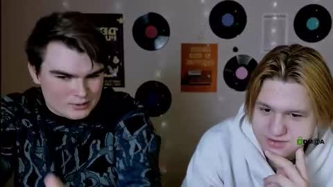 Snapshot of theo_drift chatting on January 14, 9:37 am theo_drift online show from January 14, 9:37 am