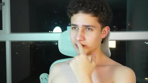 Snapshot of theohawke_ chatting on February 13, 2:34 am THEO- MATEO online show from February 13, 2:34 am