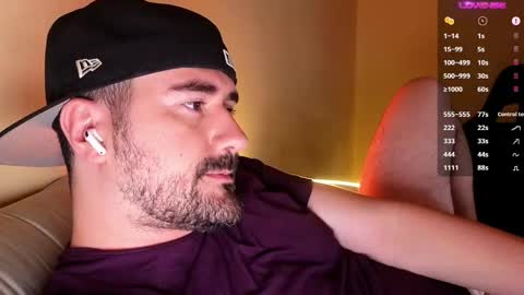 Theo Ravi online show from November 17, 3:23 am