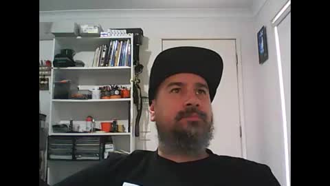 aussiebeard online show from November 24, 1:16 am