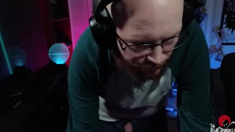 Bumbles or B online show from March 11, 3:05 am