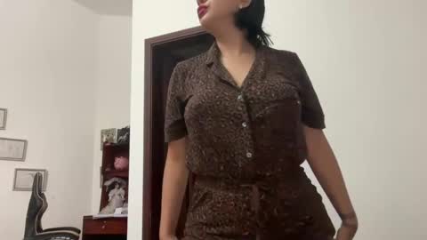 Snapshot of therealcamilabaddie chatting on January 26, 11:18 pm therealcamilabaddie online show from January 26, 11:18 pm