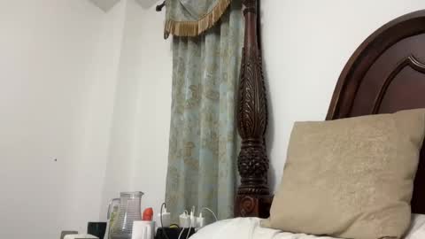 Snapshot of therealcamilabaddie chatting on February 14, 7:59 am therealcamilabaddie online show from February 14, 7:59 am