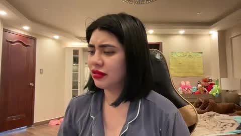 Snapshot of therealcamilabaddie chatting on September 25, 11:36 am therealcamilabaddie online show from September 25, 11:36 am