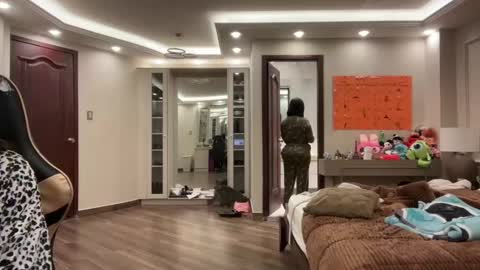 Snapshot of therealcamilabaddie chatting on October 3, 3:25 am therealcamilabaddie online show from October 3, 3:25 am