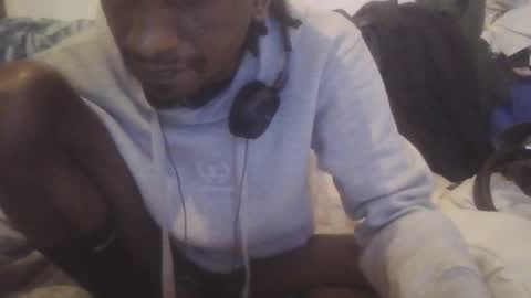 Snapshot of therealgrosse chatting on February 25, 6:28 pm Grosse or fatblakcocc4u420 online show from February 25, 6:28 pm