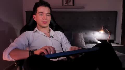     4th  online show from October 29, 4:53 pm