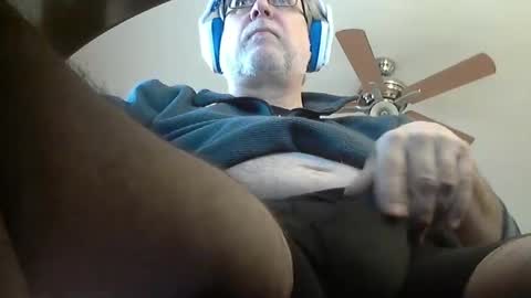 Snapshot of thereisnospoon1970 chatting on February 12, 9:22 pm Neo online show from February 12, 9:22 pm